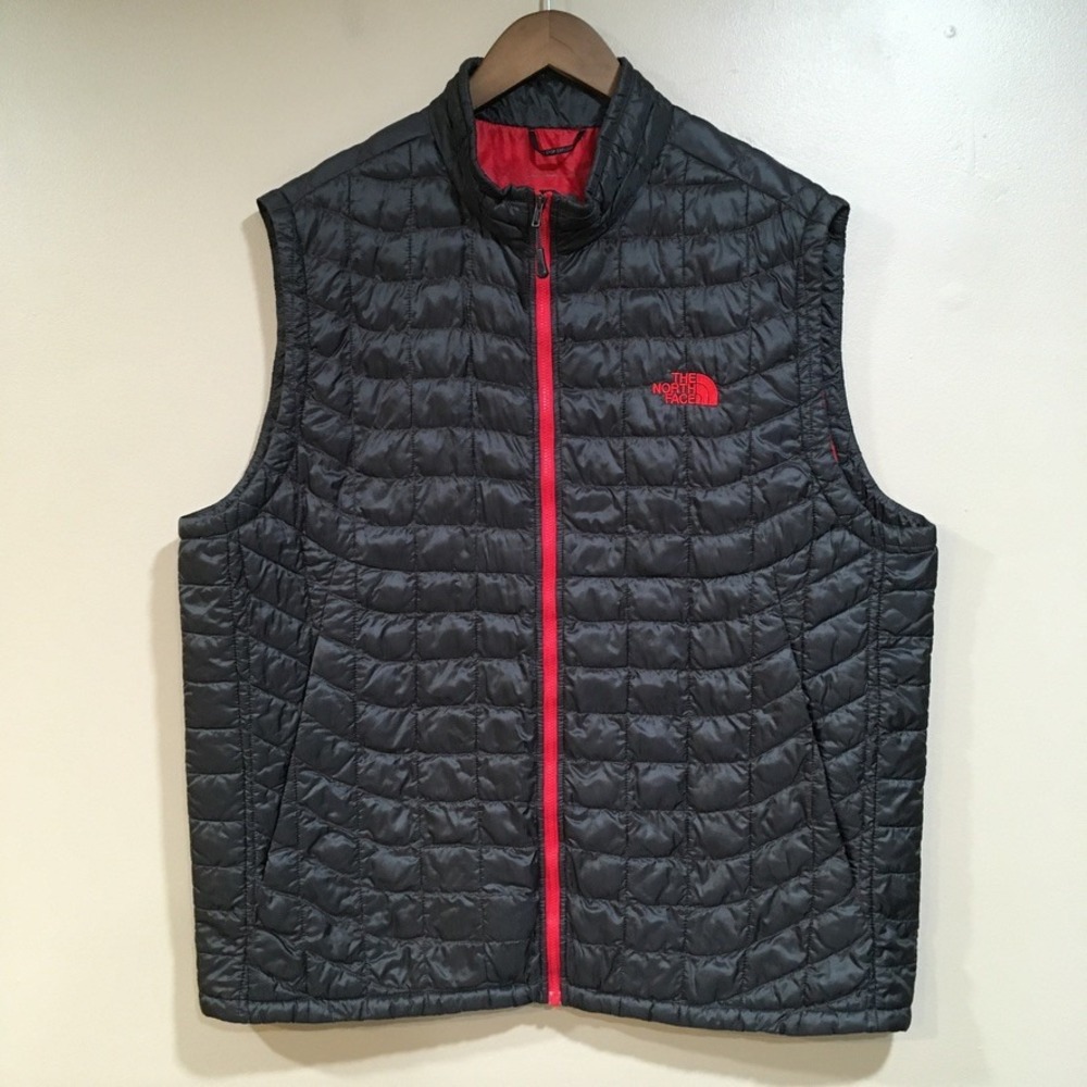 The North Face Thermoball Puffer Vest Mens XL Black Red Eco Insulated Streetwear